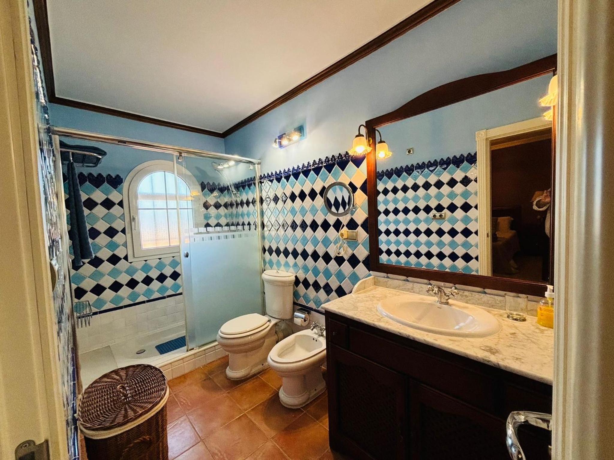 Chalet con piscina privada en primera línea de playa