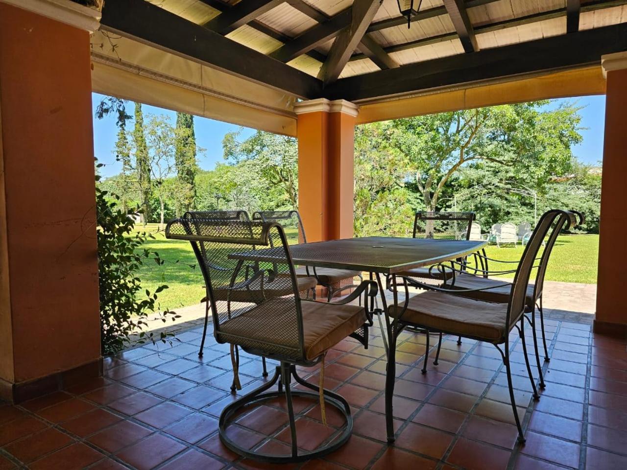 Villa Arbolada