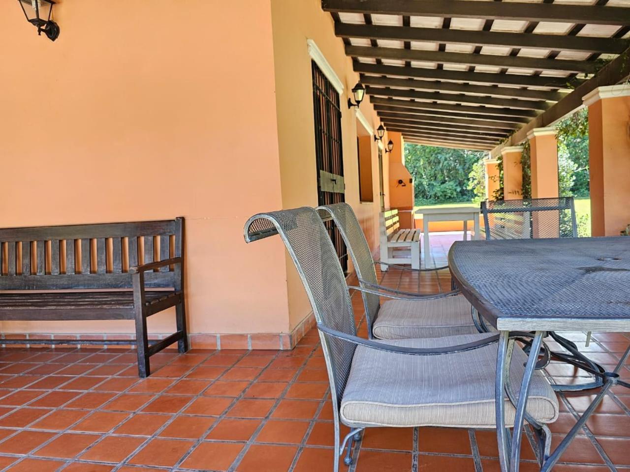 Villa Arbolada