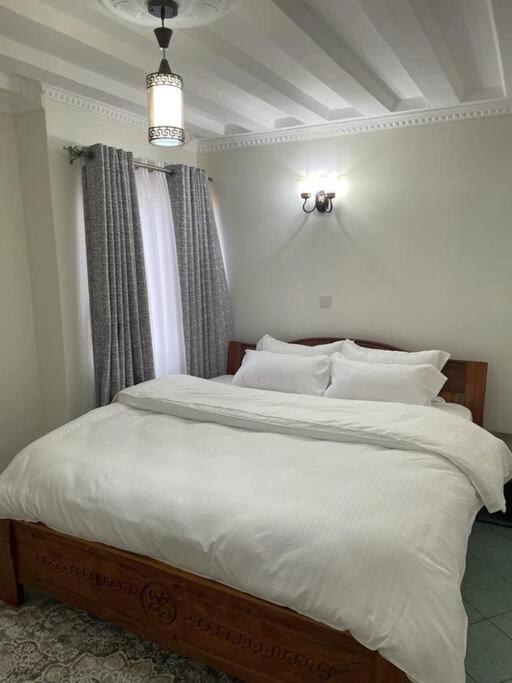 Lovely 3-bedroom apartment in the heart of Nairobi view 2