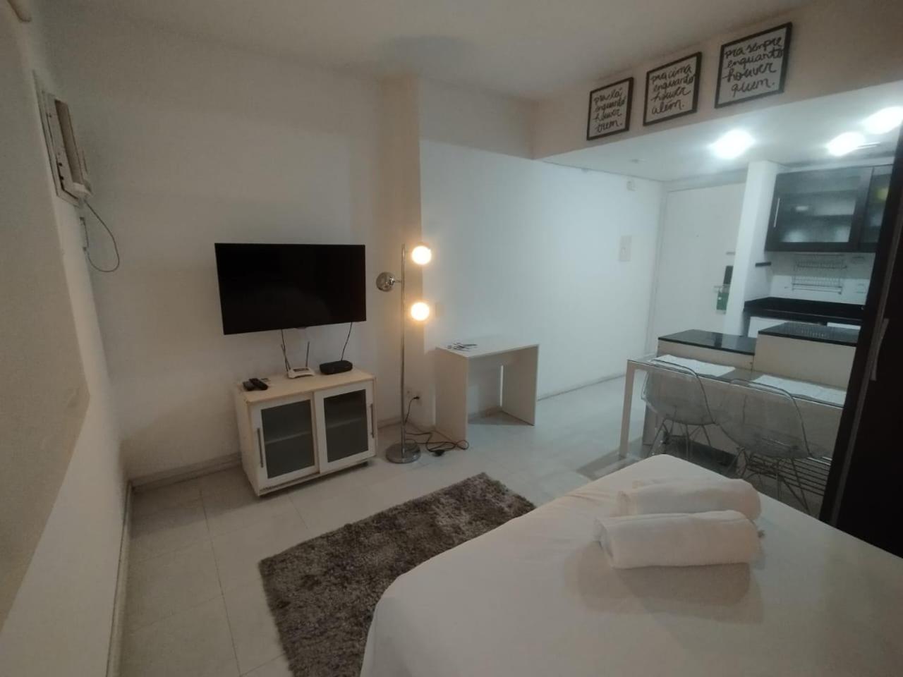 Flat Studium Qi Ibirapuera uh1606