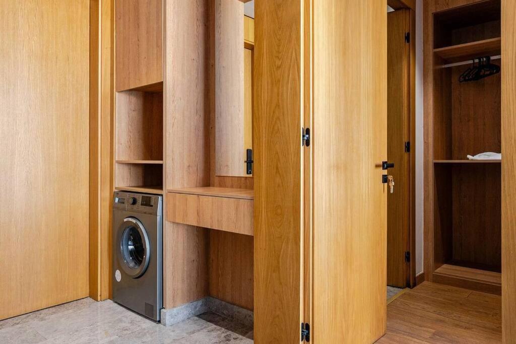 Luxury 105 Studio view 3