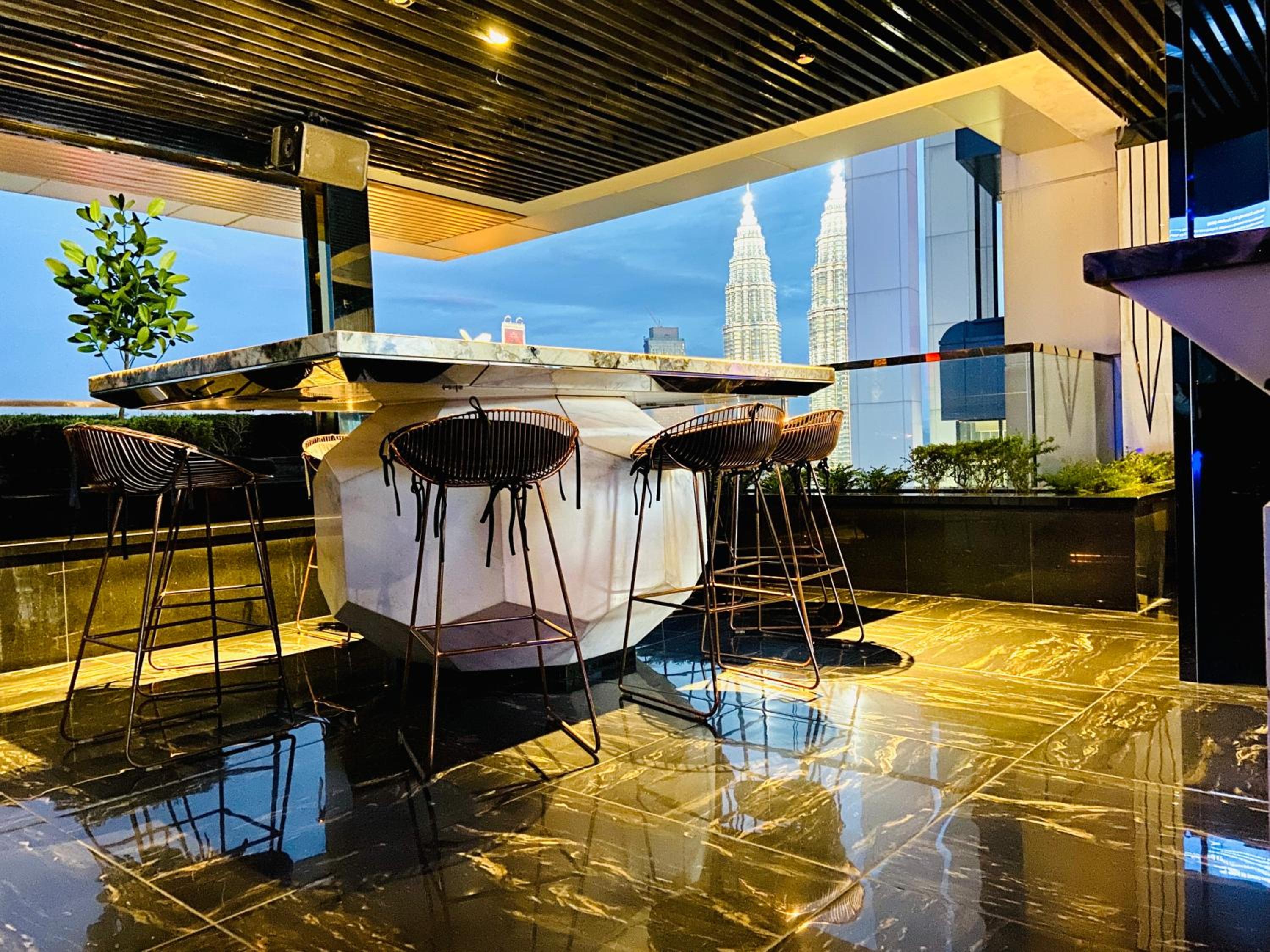 The Platinum KLCC By FlexHome