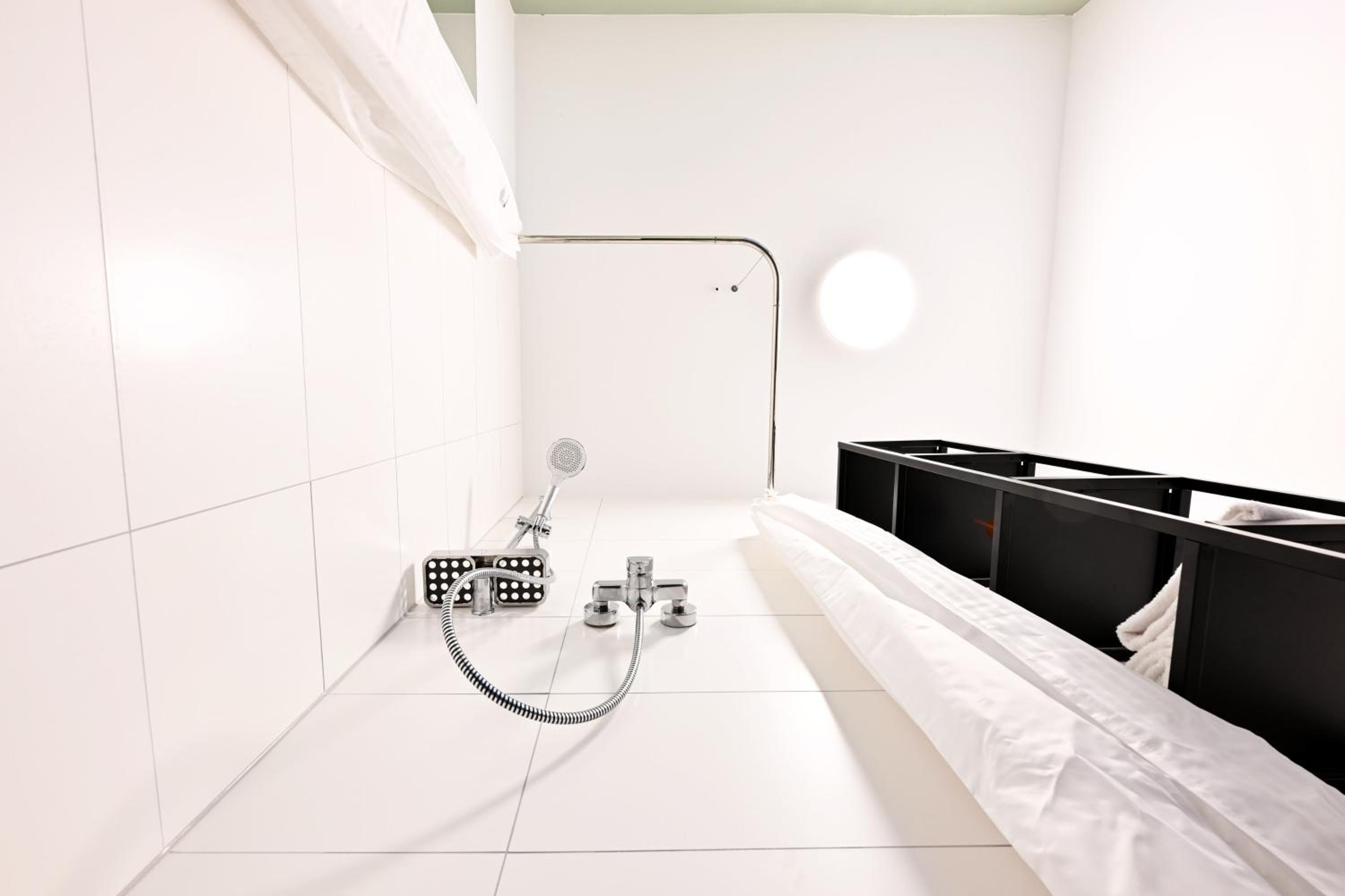 Rosengarten Apartments Fürth, Moderne Serviced Apartments in Citylage, ganze Ferienwohnung 50 m2, nahe Nürnberg, Metro, Sauna, Frühstück & Parkplatz
