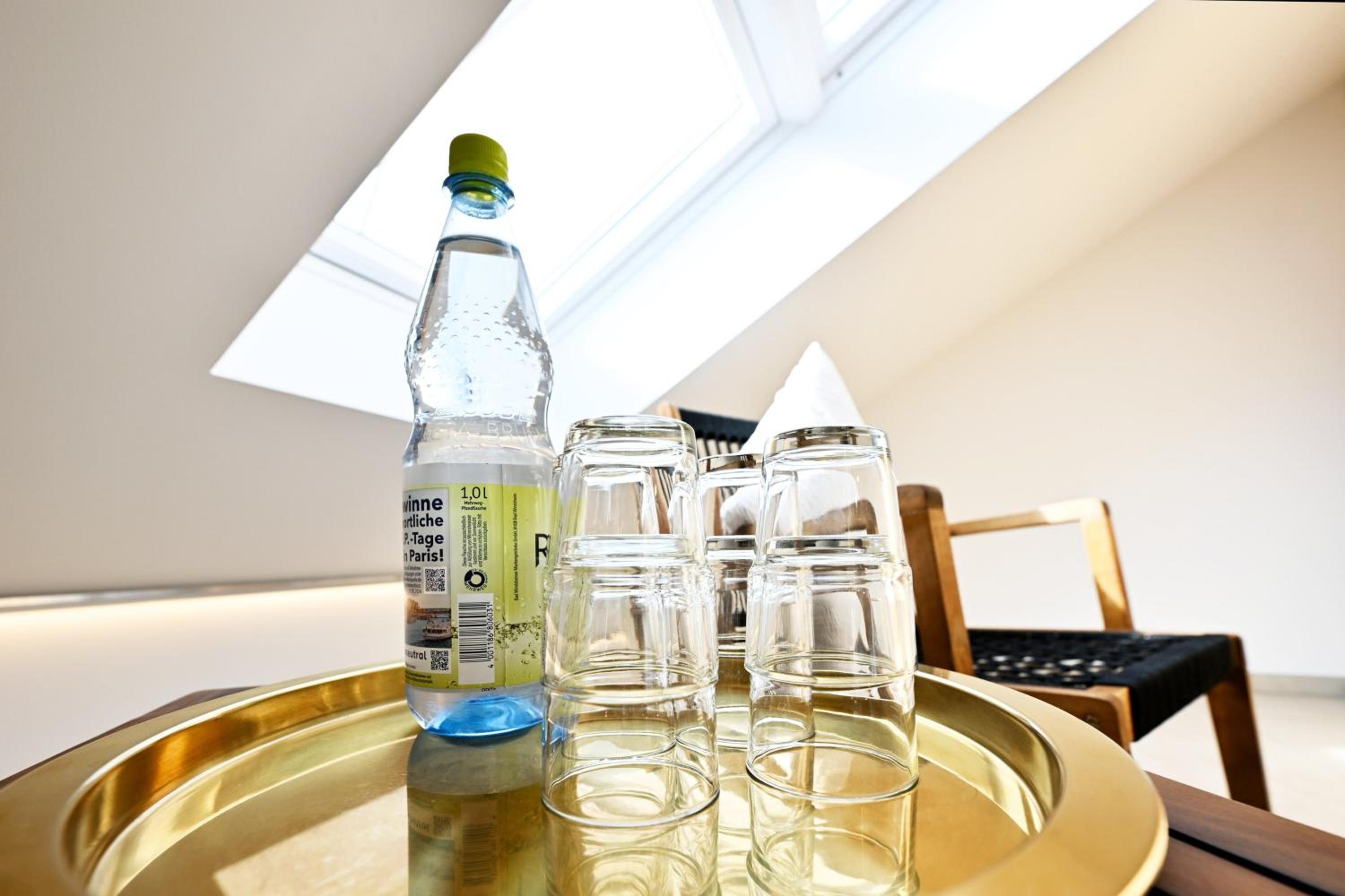 Rosengarten Apartments Fürth, Moderne Serviced Apartments in Citylage, ganze Ferienwohnung 50 m2, nahe Nürnberg, Metro, Sauna, Frühstück & Parkplatz