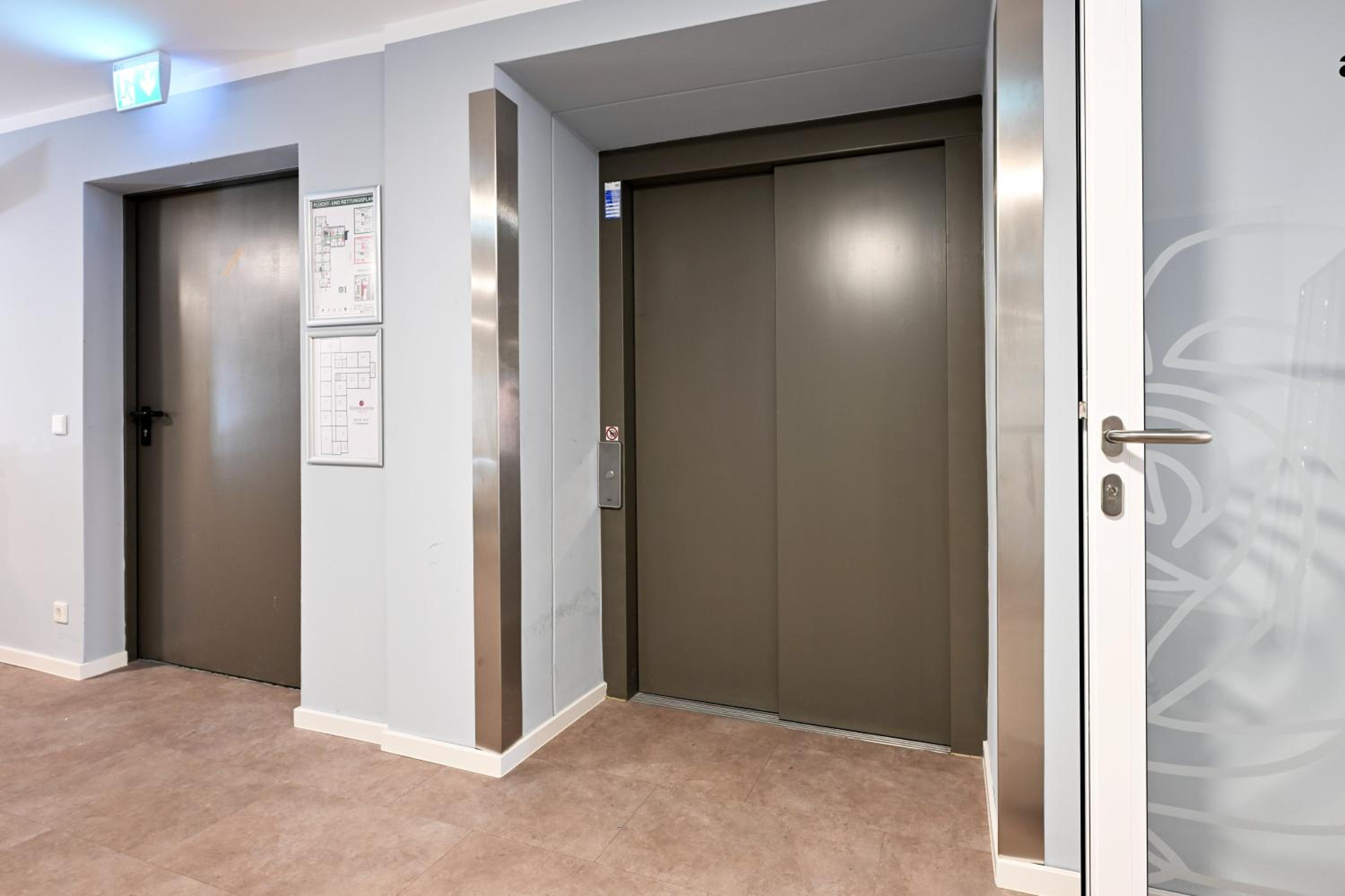 Rosengarten Apartments Fürth, Moderne Serviced Apartments in Citylage, ganze Ferienwohnung 50 m2, nahe Nürnberg, Metro, Sauna, Frühstück & Parkplatz