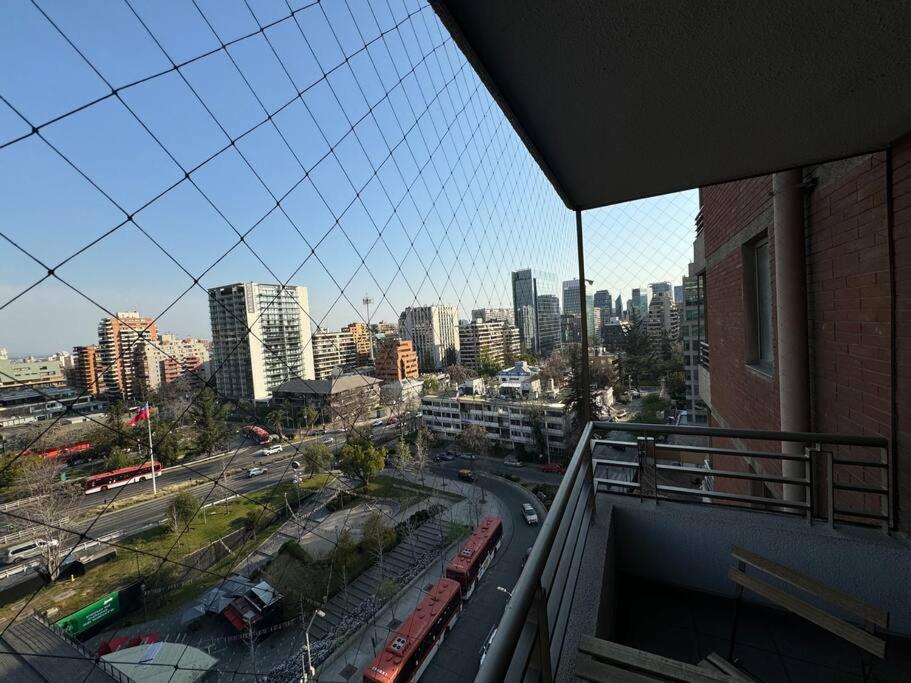 Moderno Depto a Pasos del Metro