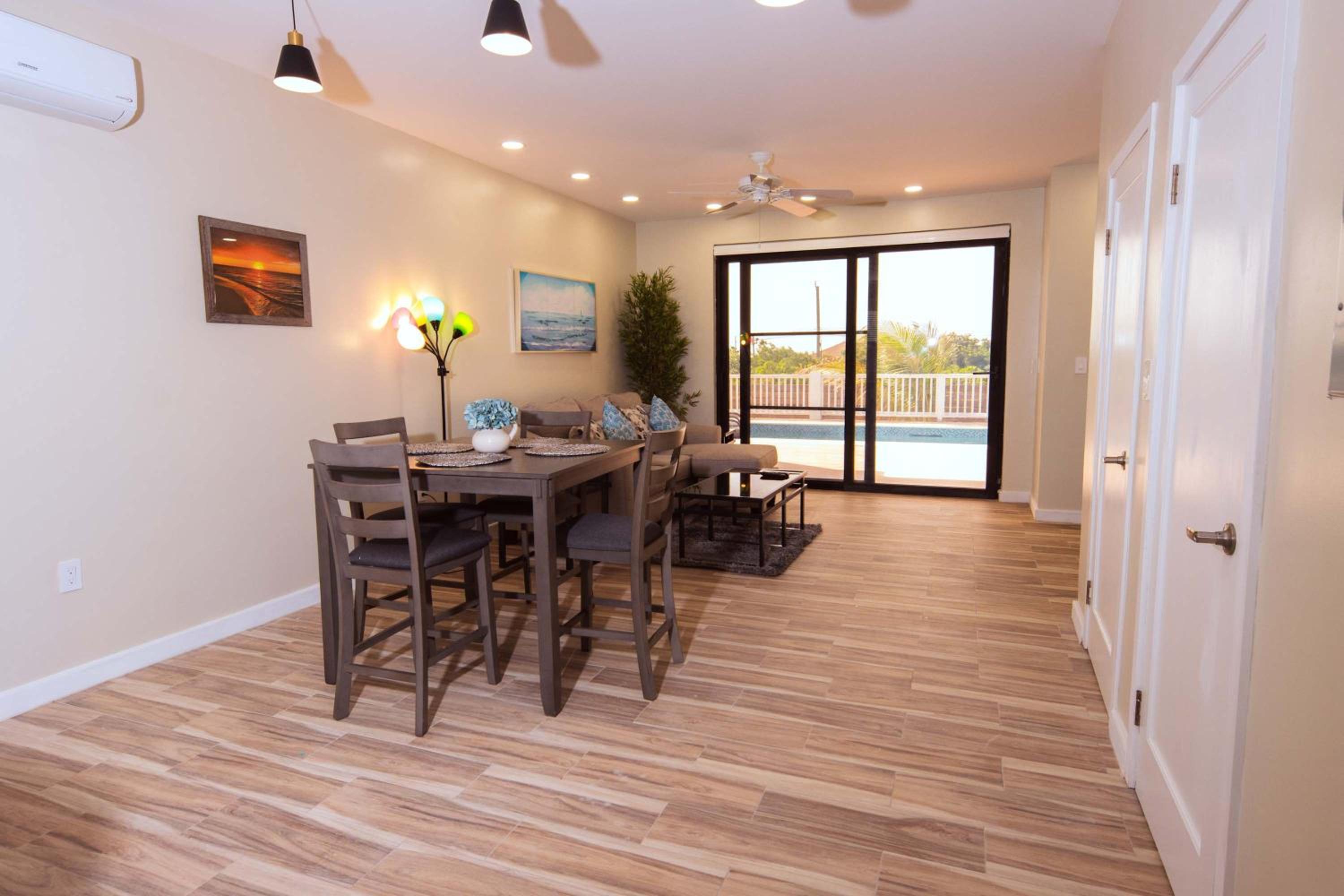 Family-ready Fully Equipped Grand Villa with Pool view 3
