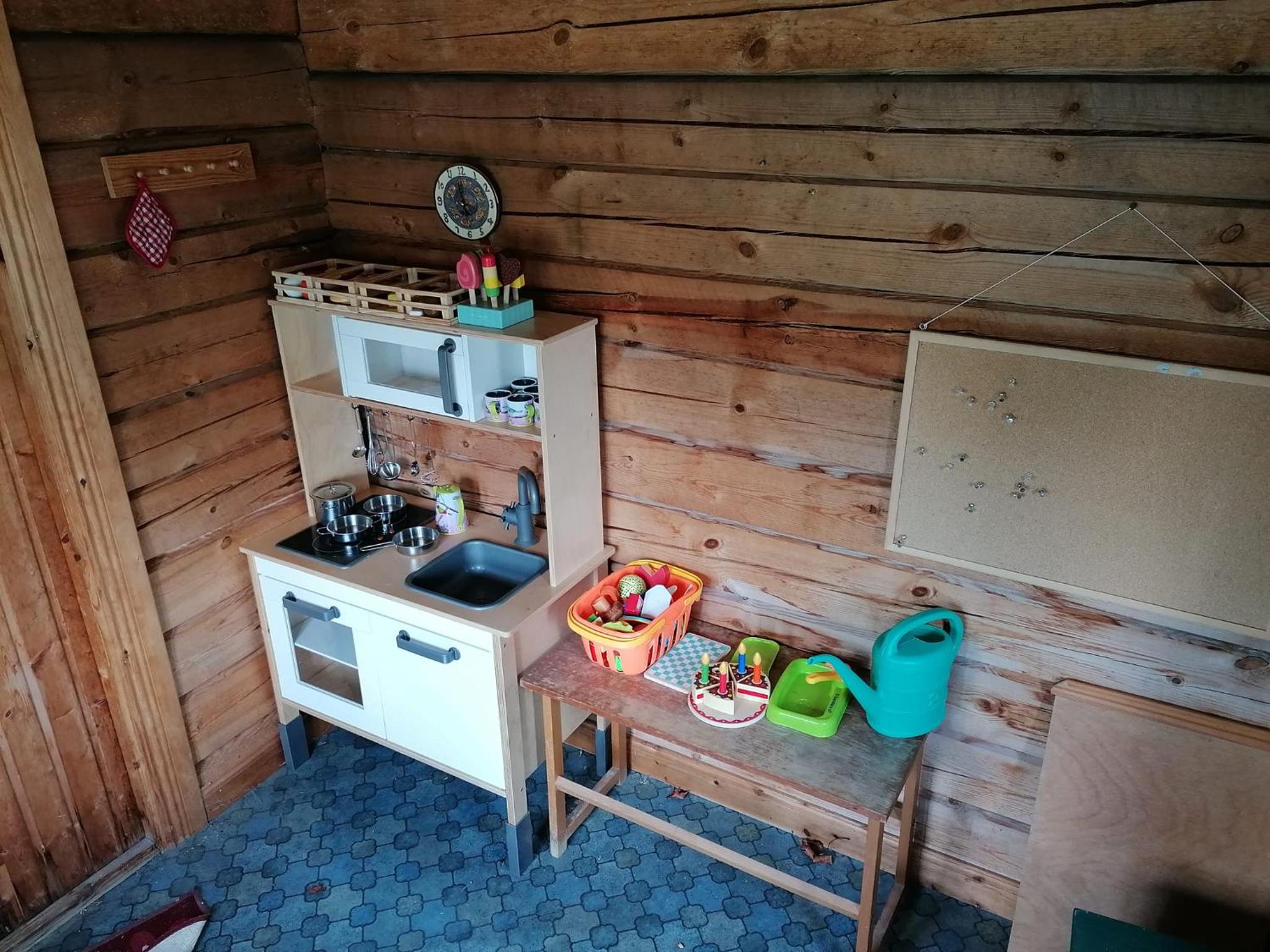 Photo 12
