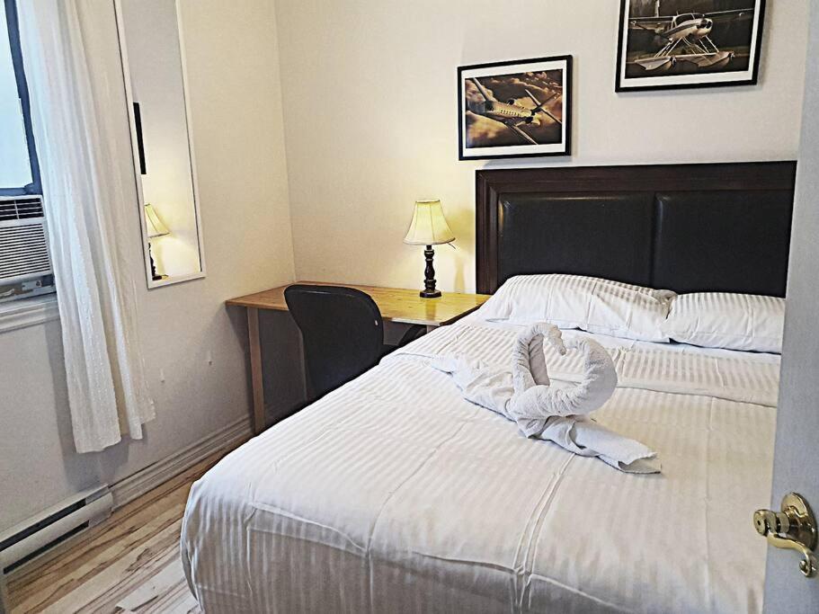 3 Bedrooms Large Apartment - NDG