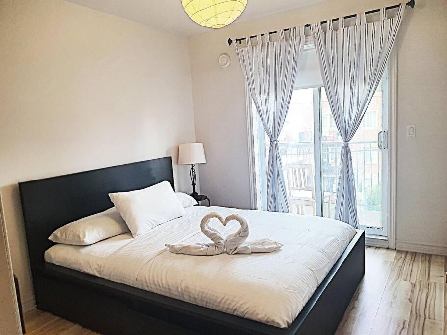 3 Bedrooms Large Apartment - NDG