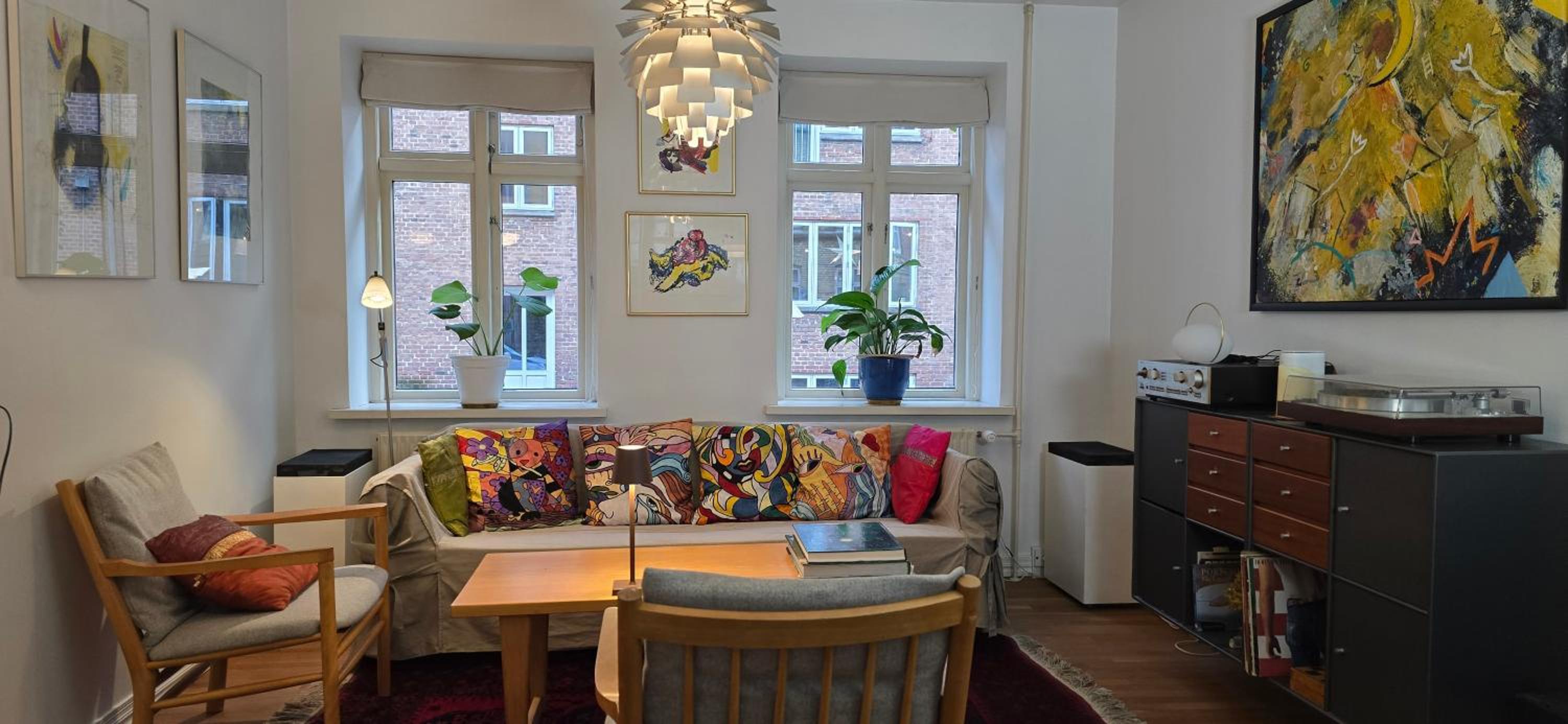 Townhouse in the Center Free Parking