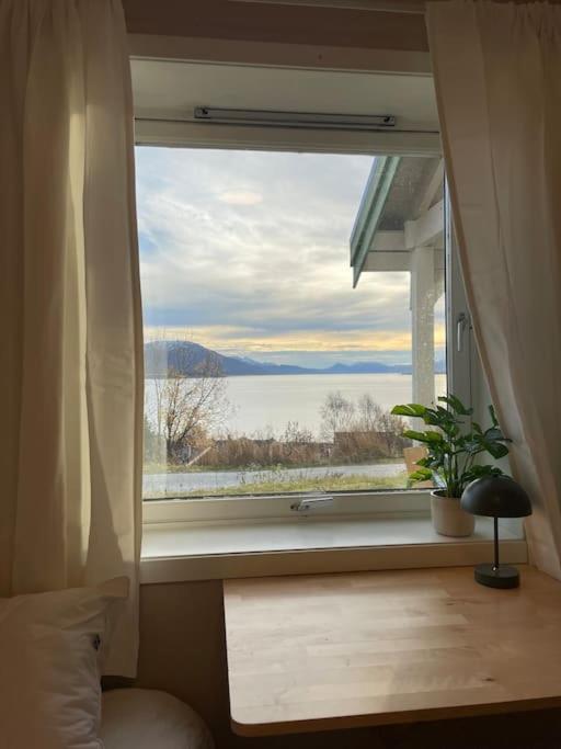 Modern apartment Kvaløya view 4