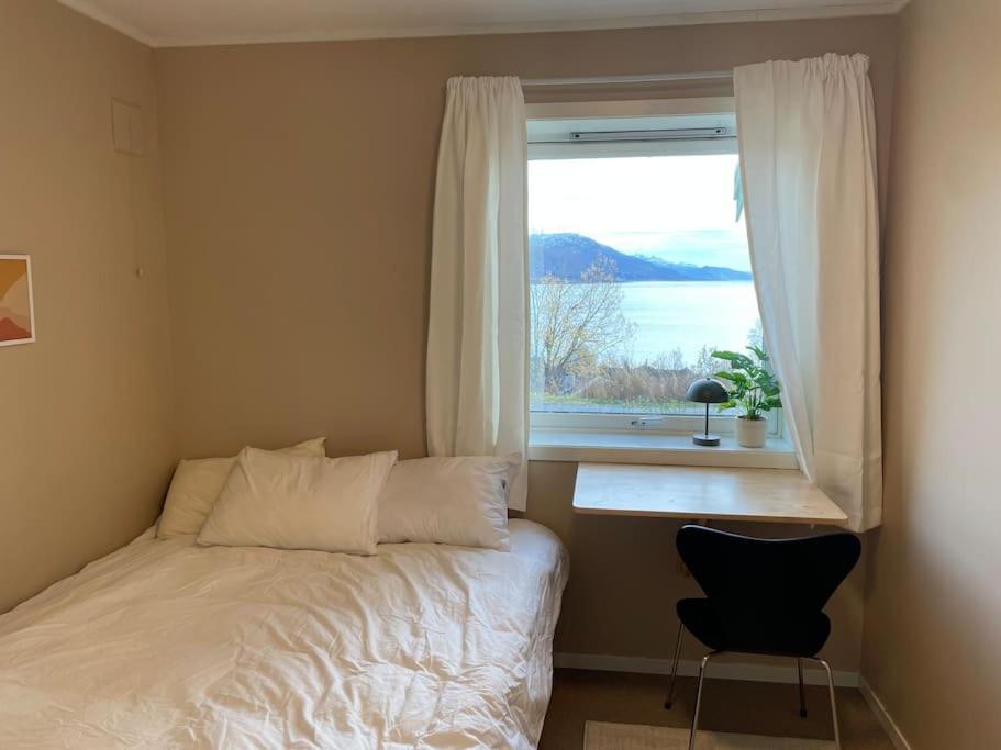 Modern apartment Kvaløya view 5