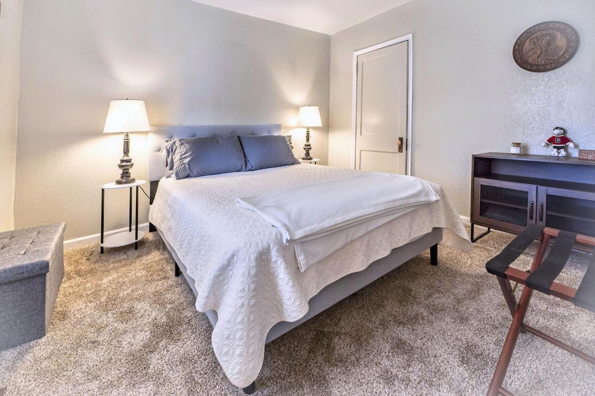 Awesome Benedictine Theme and In Your Budget!