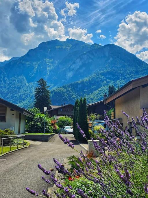 Sawasdee Jungfrau Apartment