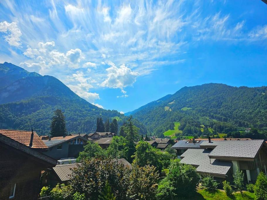 Sawasdee Jungfrau Apartment