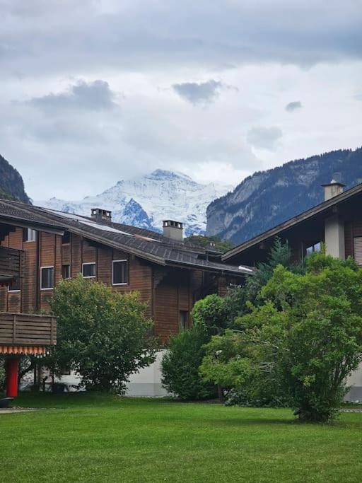 Sawasdee Jungfrau Apartment