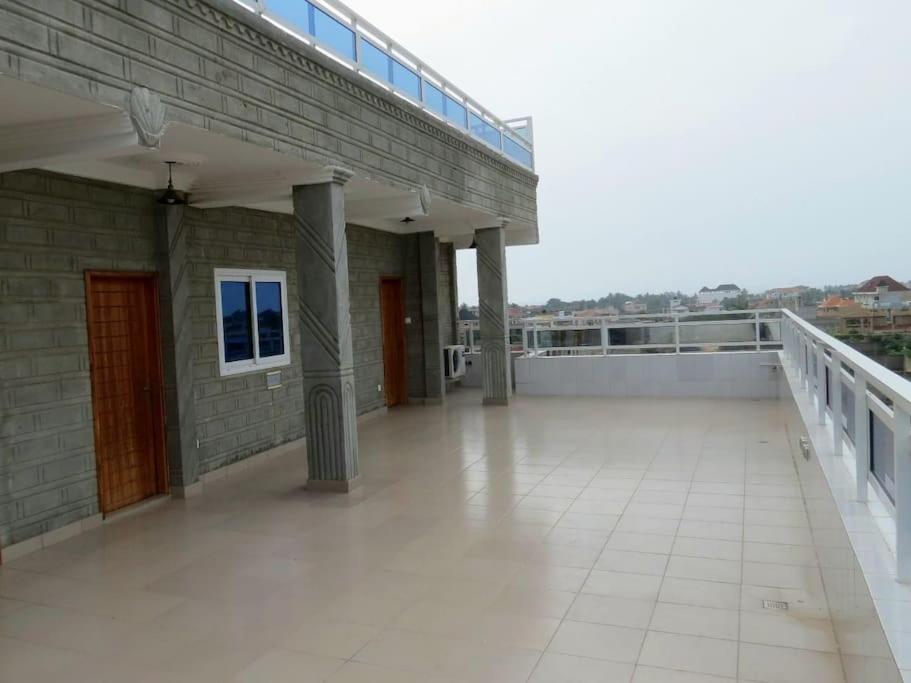 Appartement moderne avec balcon