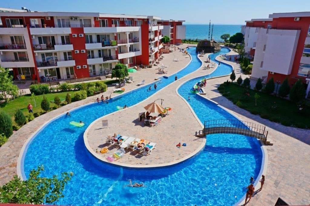 Fort Noks with sea view