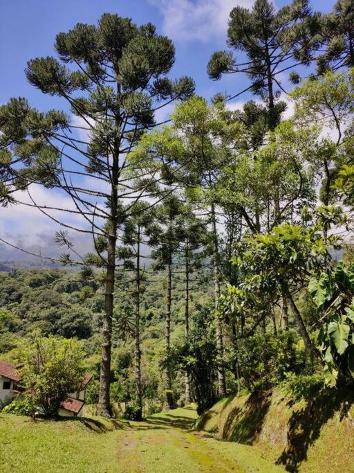 Linda casa em Visconde de Mauá perto da cachoeira