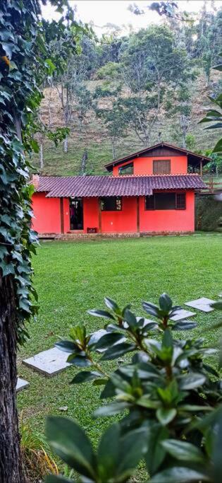 Linda casa em Visconde de Mauá perto da cachoeira