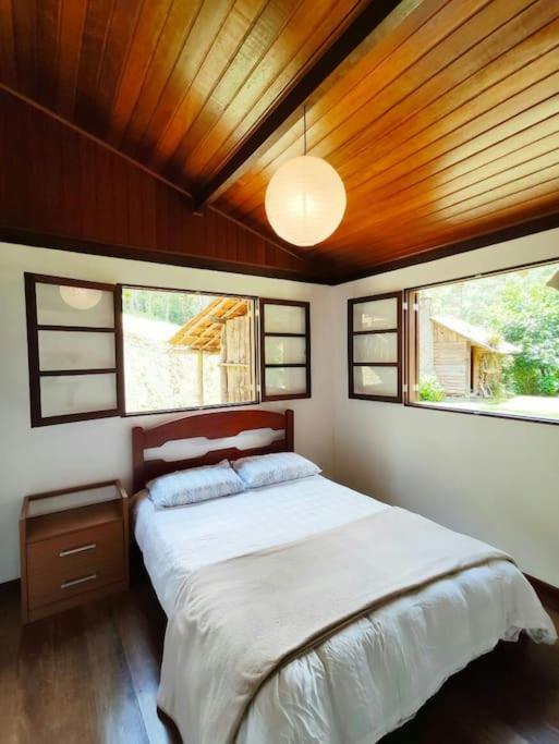 Linda casa em Visconde de Mauá perto da cachoeira