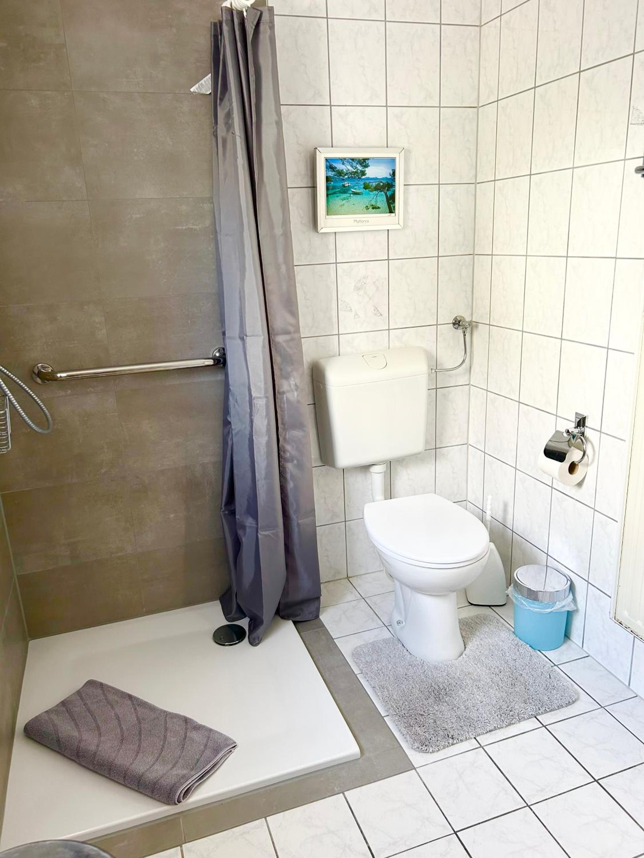 Ganzes Ferienhaus in Nähe der Uniklinik in Waldrandlage