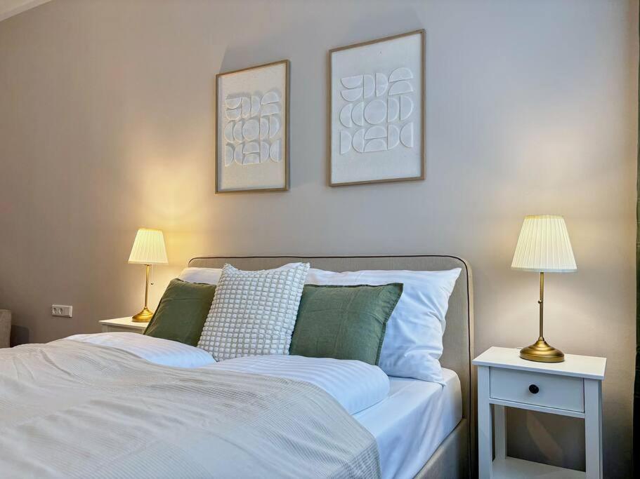 Balkon I Close to S-Bahn I 5 Minutes to Mall