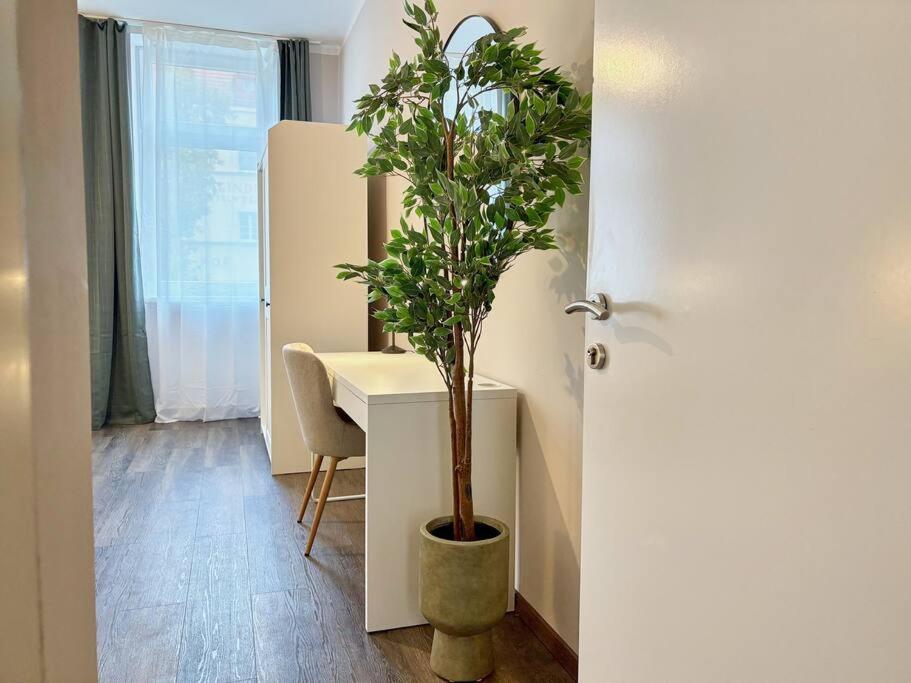Balkon I Close to S-Bahn I 5 Minutes to Mall