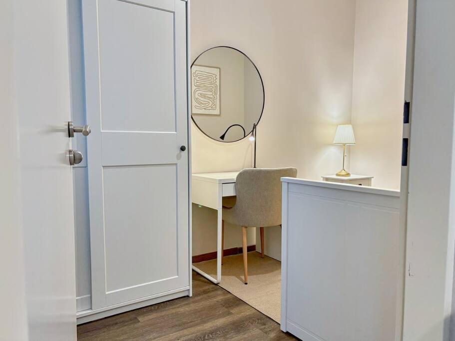 Balkon I Close to S-Bahn I 5 Minutes to Mall