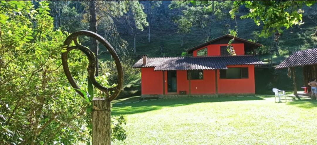 Linda casa em Visconde de Mauá perto da cachoeira