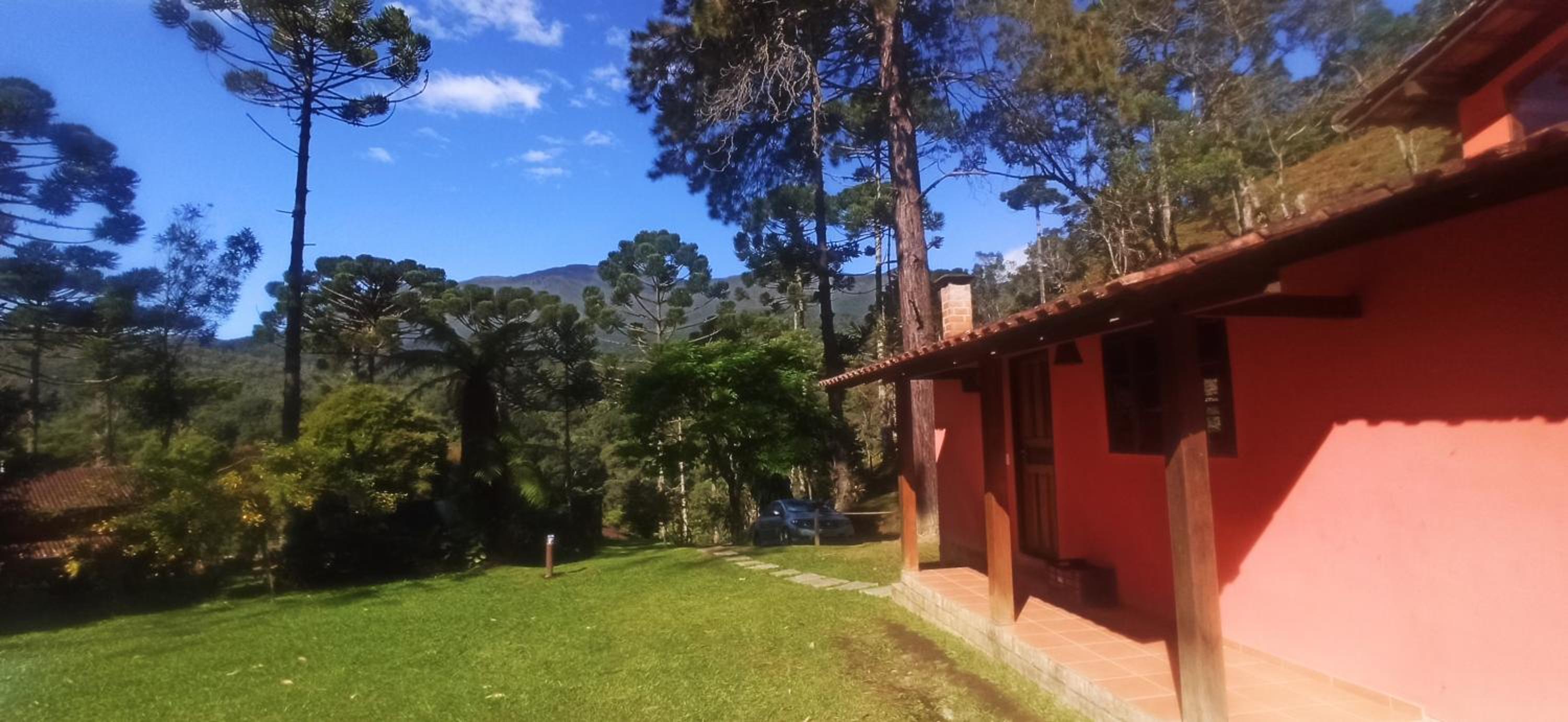 Linda casa em Visconde de Mauá perto da cachoeira