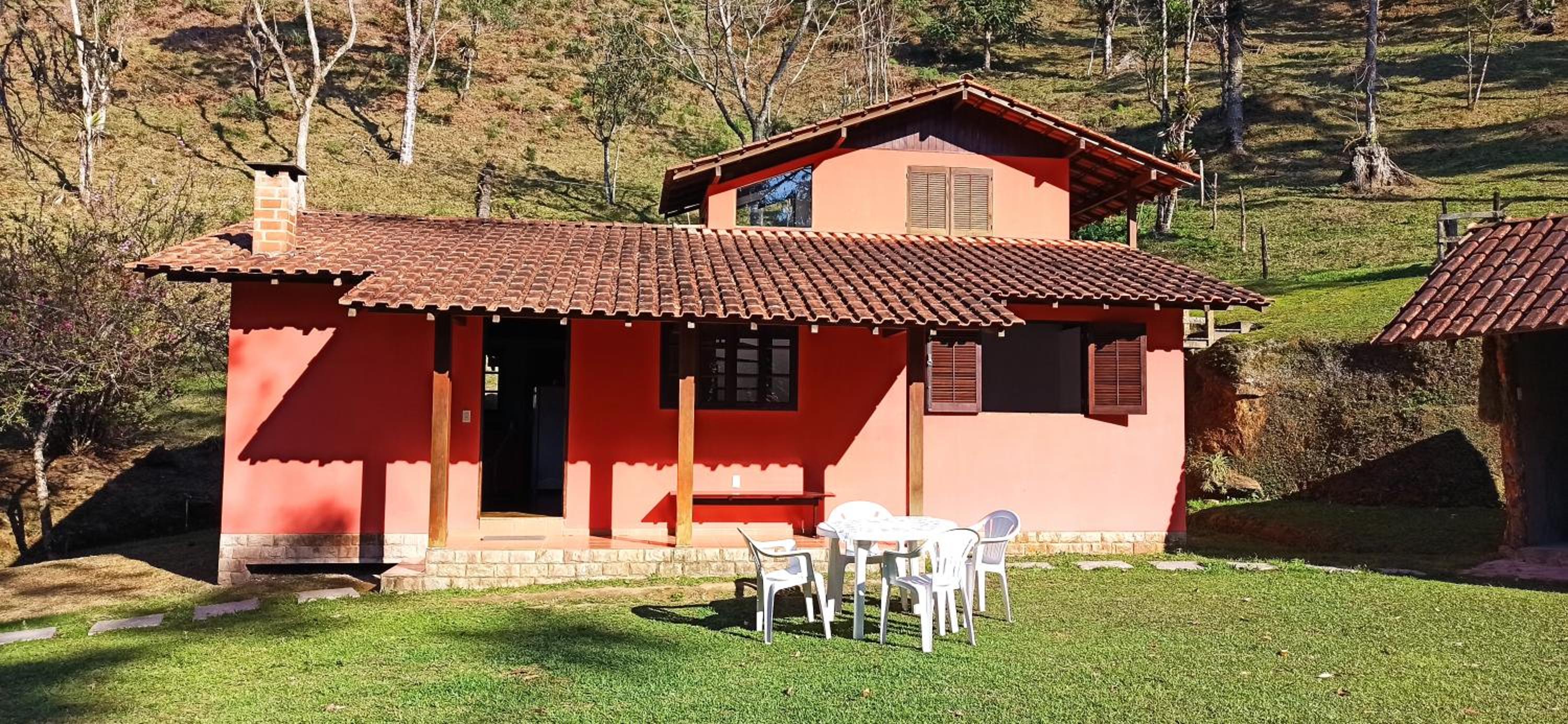 Linda casa em Visconde de Mauá perto da cachoeira
