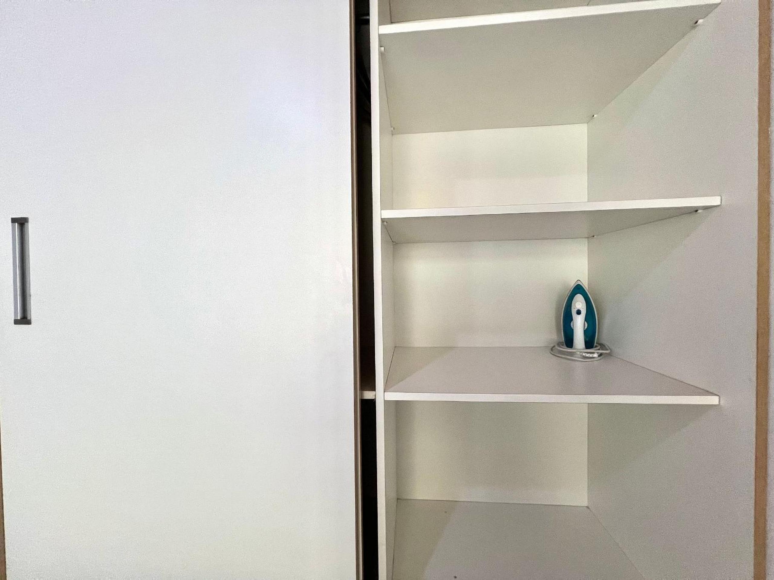 Silencioso com 1 quarto em Copacabana - 450m do metrô