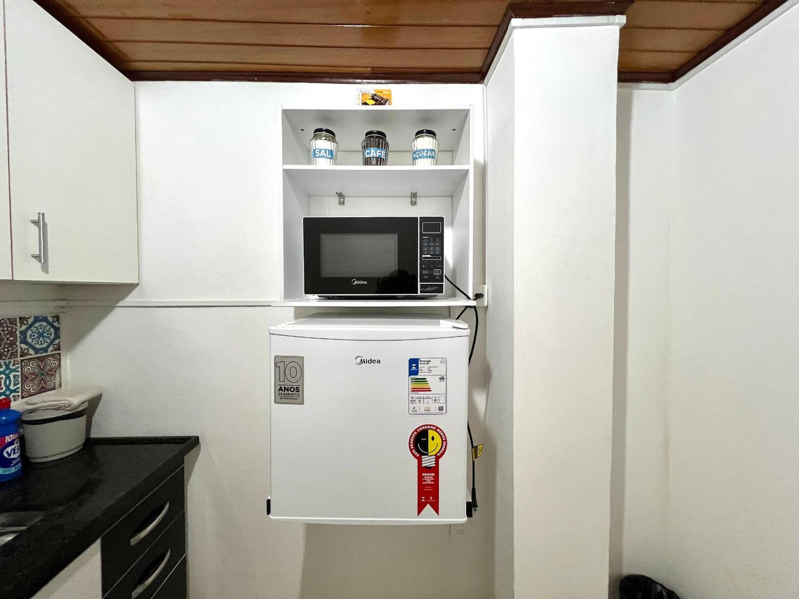 Silencioso com 1 quarto em Copacabana - 450m do metrô