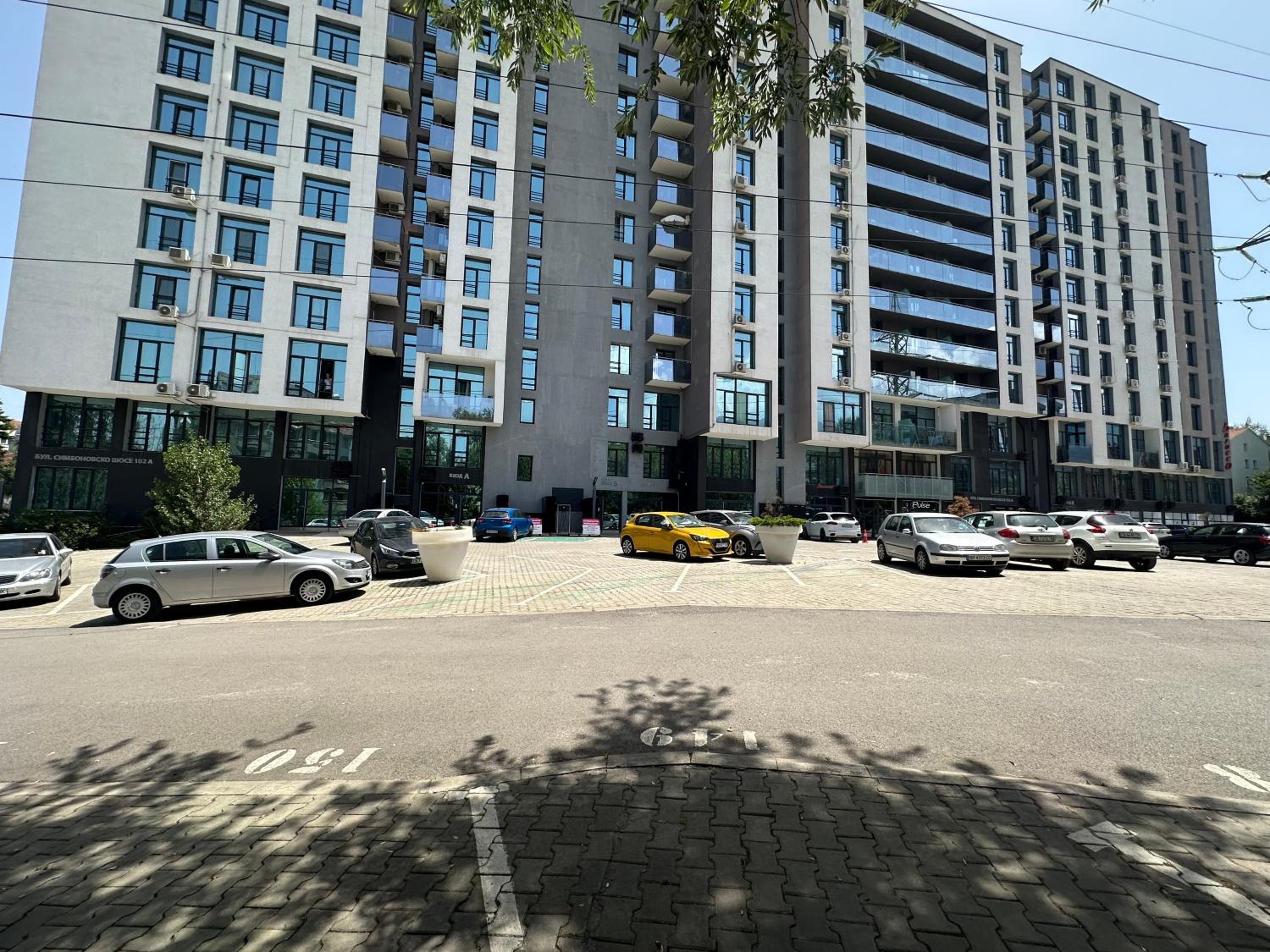 Boutique Magenta Pearl Apartment with free WiFi