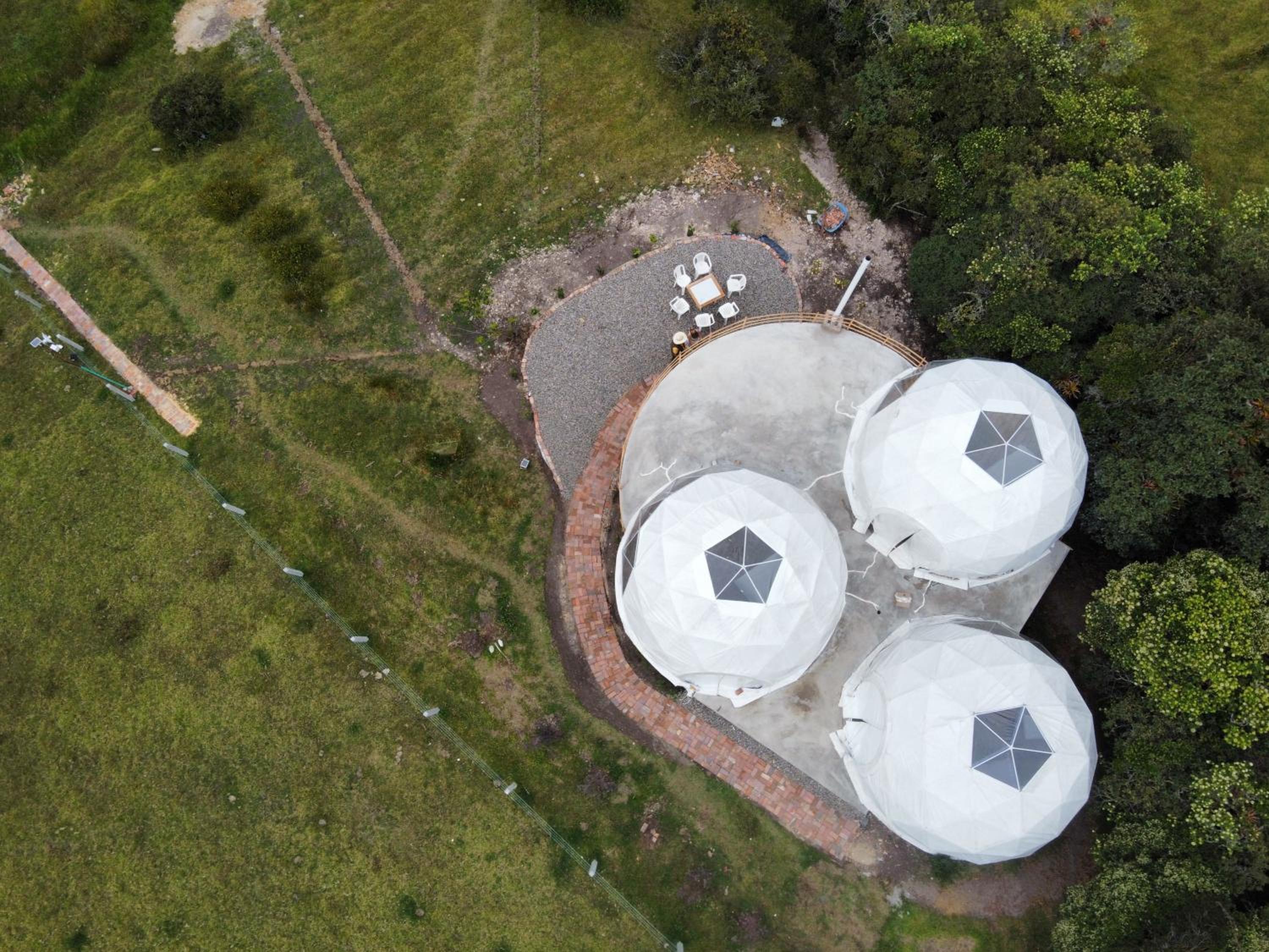 CASA GLAMPiNG GUATAVITA Familiar Cap Max 13 pers