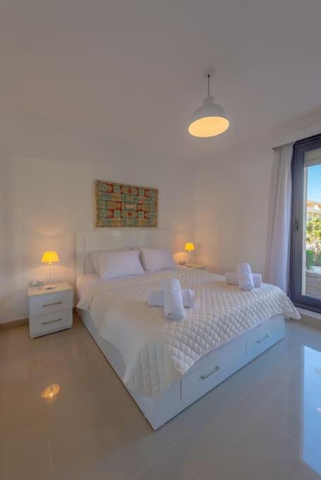 Chic 2 BR poolside Apartment at G-crib El Gouna view 4