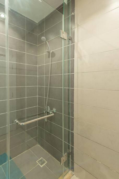 Chic 2 BR poolside Apartment at G-crib El Gouna view 5