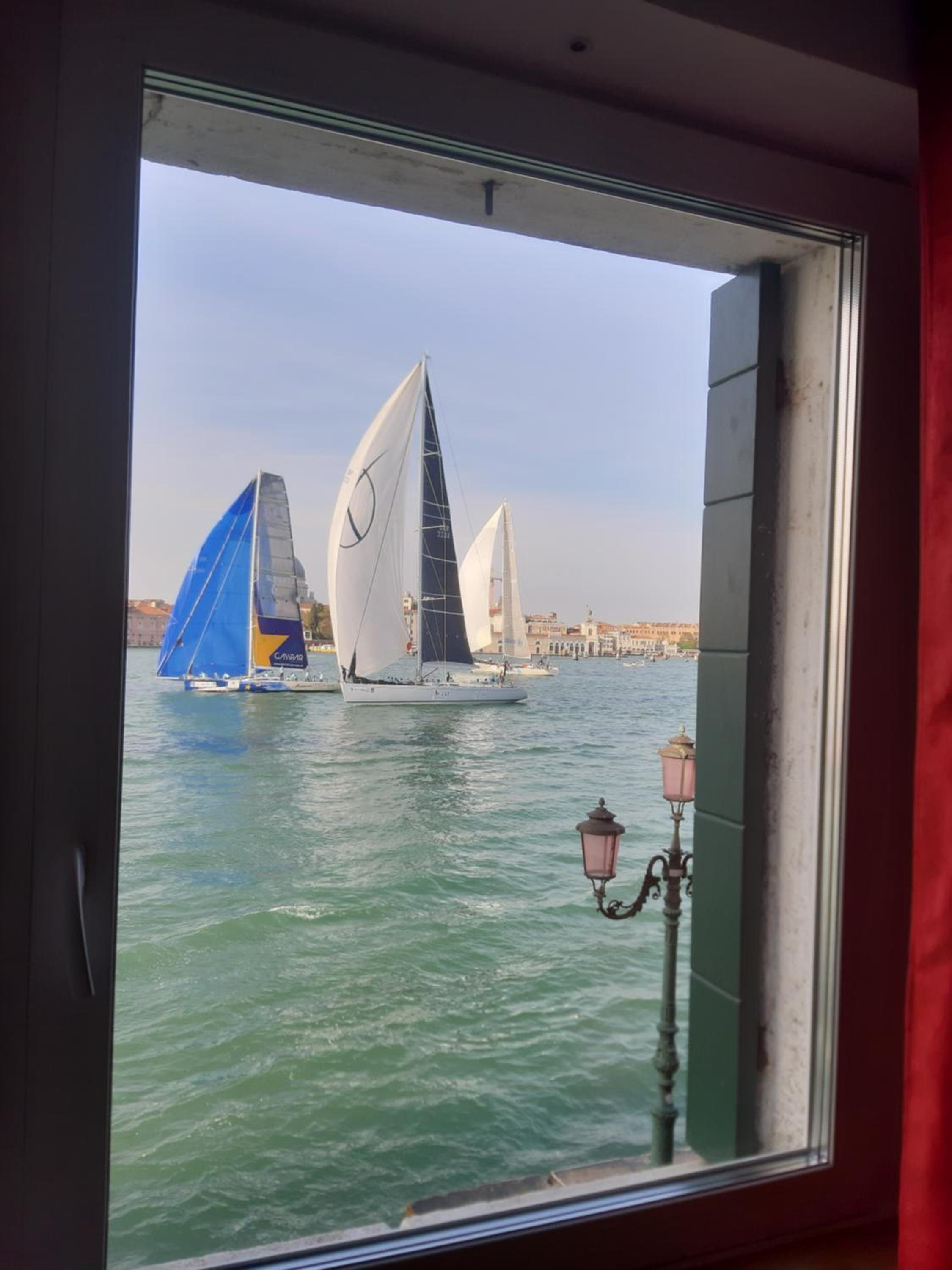 3 Windows on St Mark - Canal View Apartment