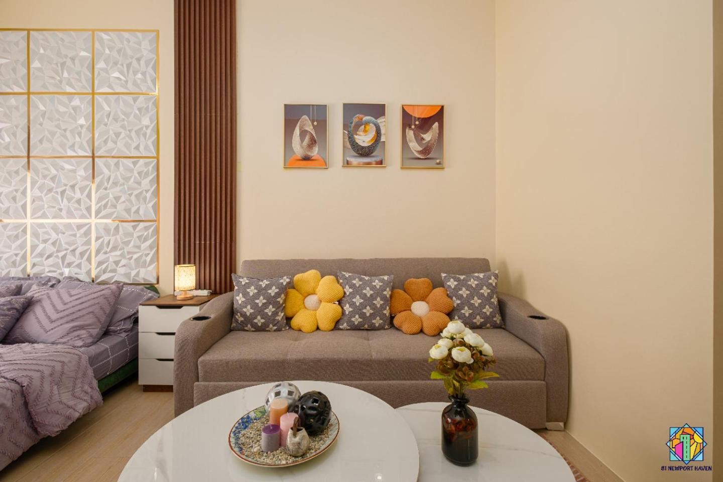 81 NewportHaven view 4