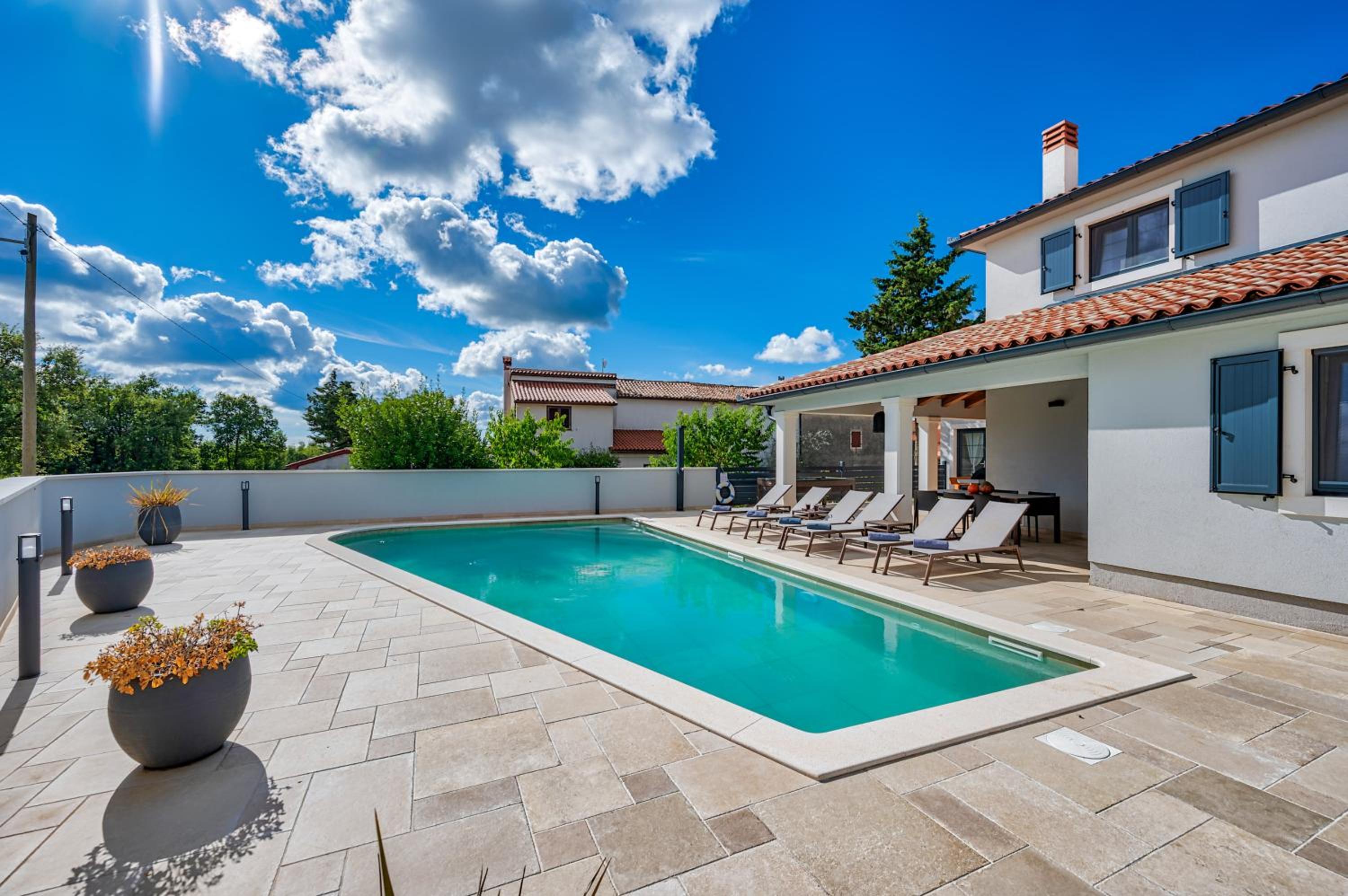 Villa Paronich