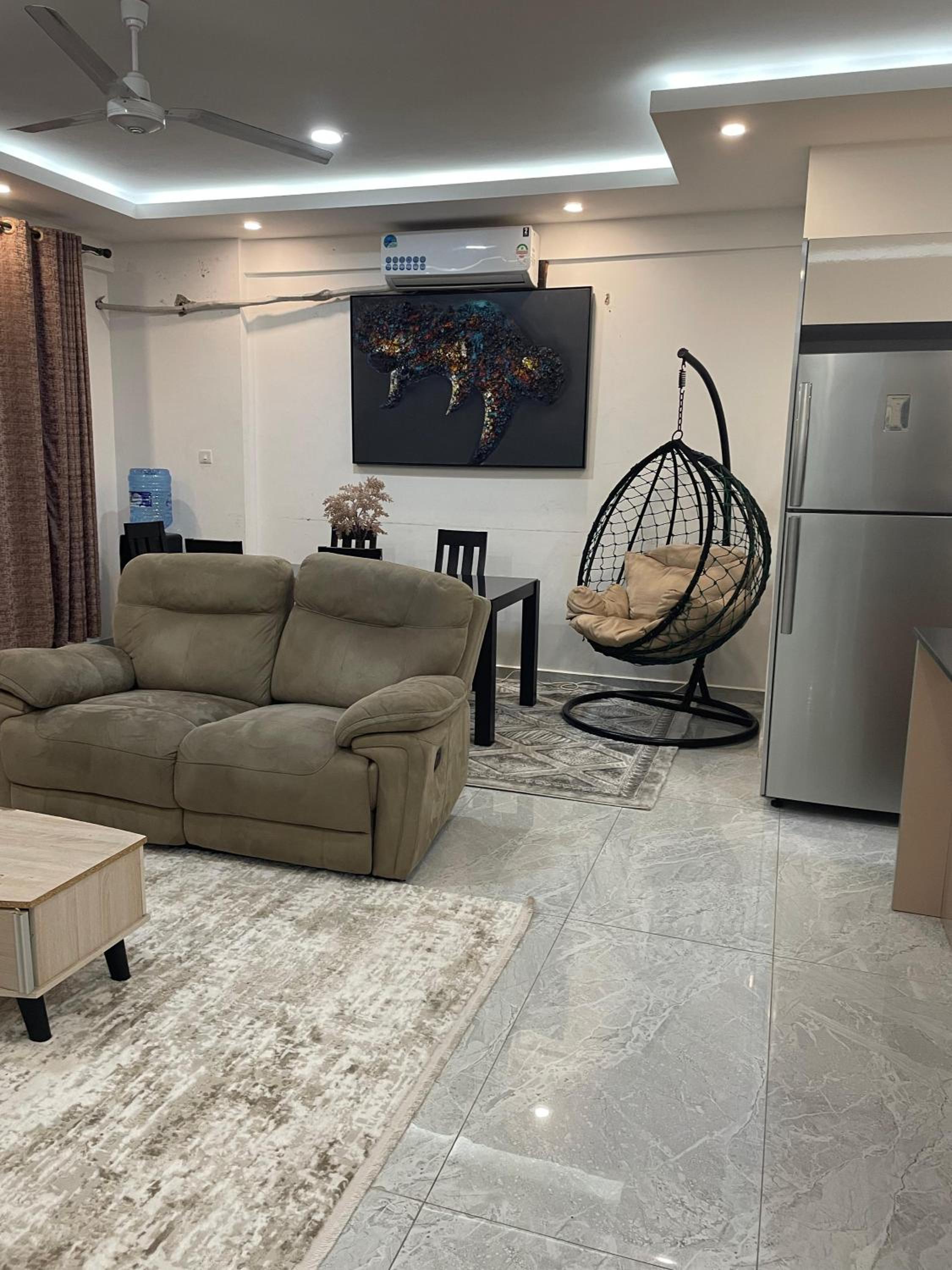 Luxurious 3 bedroom apartment Nyali view 2