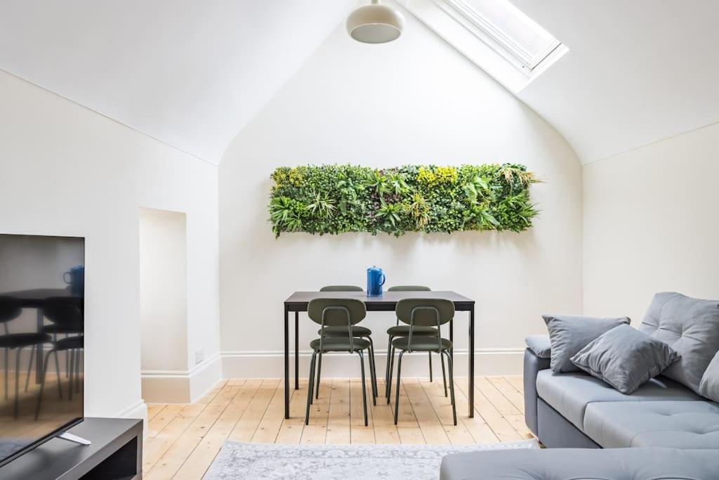 4 Bed Penthouse in Shoreditch