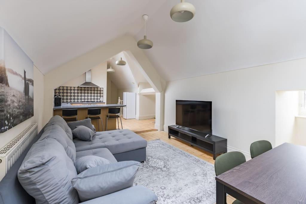 4 Bed Penthouse in Shoreditch