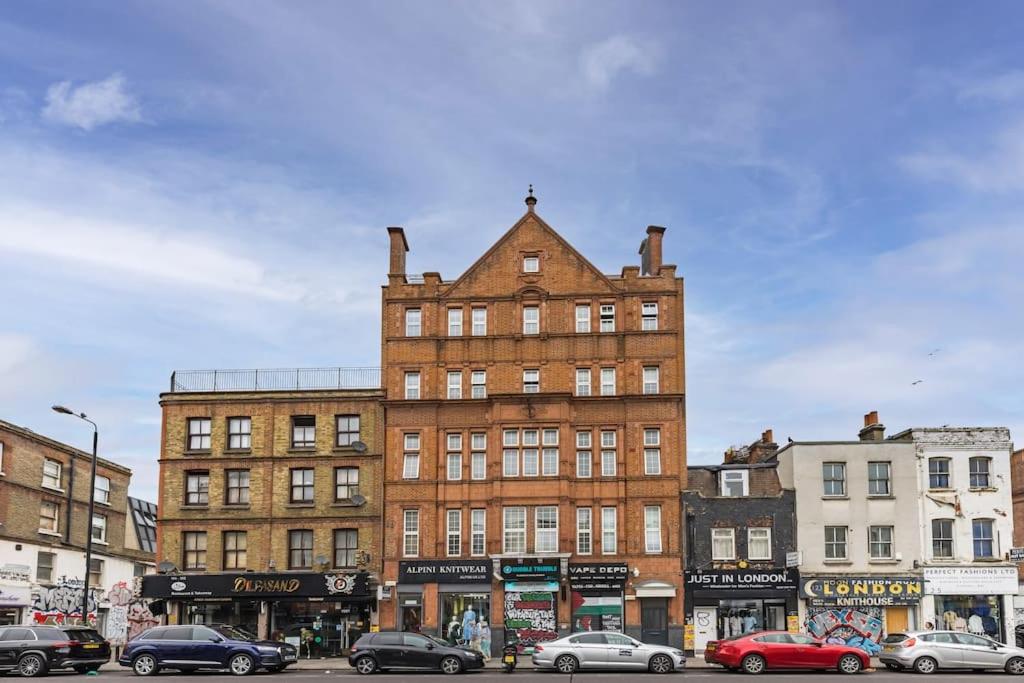 4 Bed Penthouse in Shoreditch