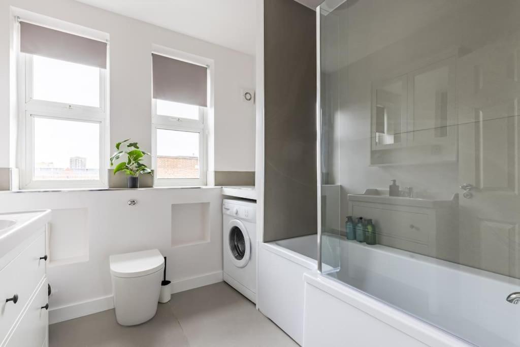 4 Bed Penthouse in Shoreditch