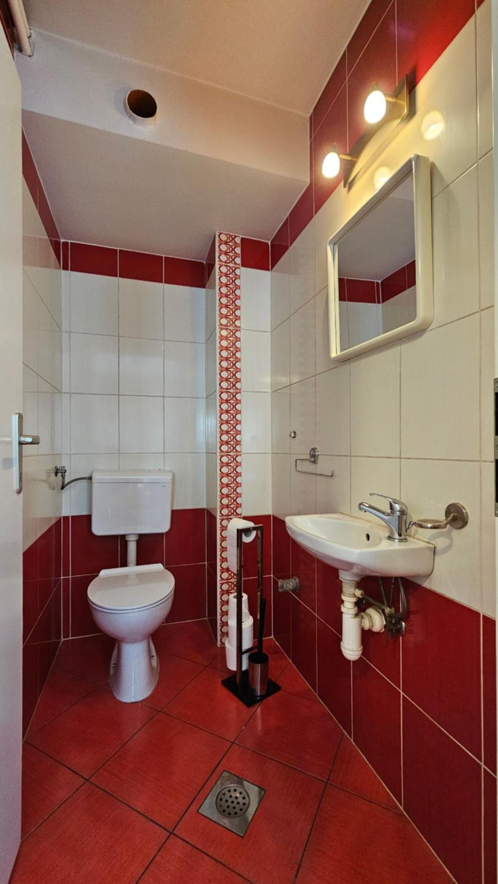 Industrial vibe flat