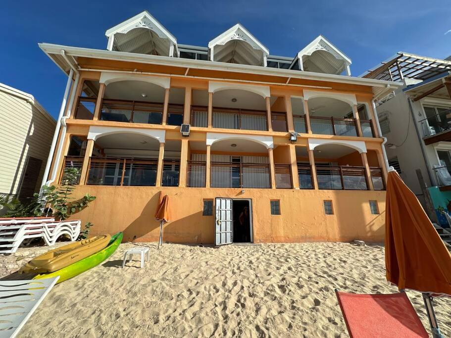 T2 Grand Case accès Direct Plage view 2